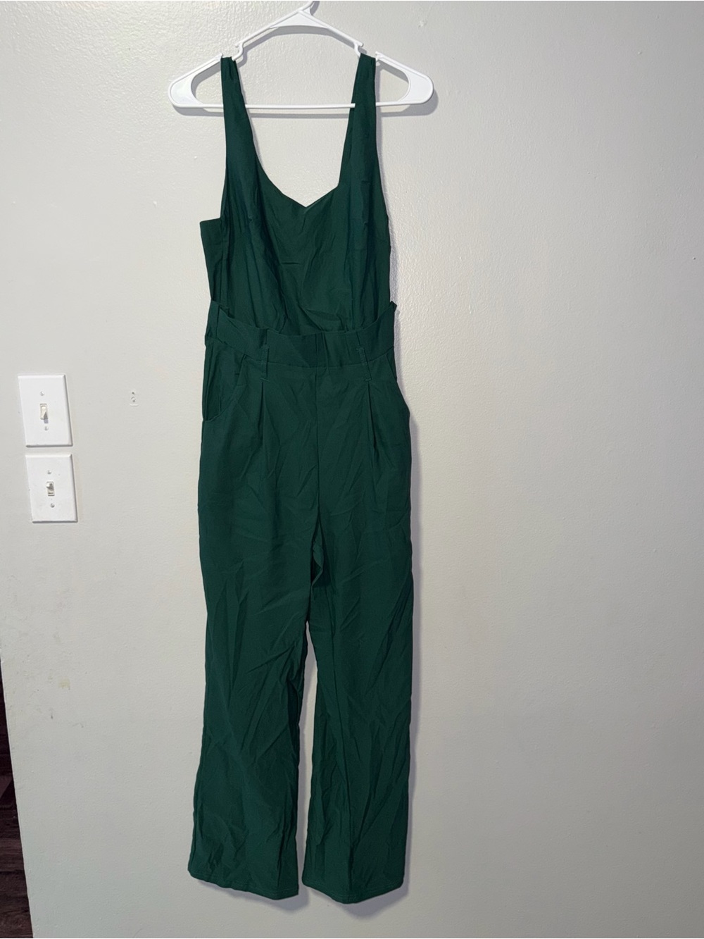 Sleeveless Emerald Green Wide-Leg Jumpsuit